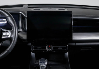 Подержанный автомобиль GAC GS8 2024 года (13 фото)