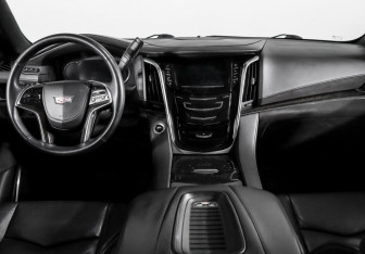 Подержанный автомобиль Cadillac Escalade Suv 2020 года (12 фото)