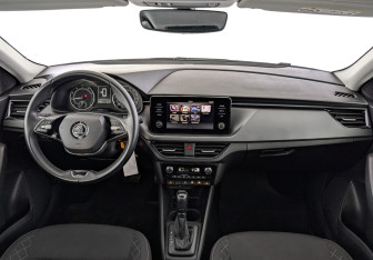 Подержанный автомобиль Skoda Rapid Liftback 2021 года (14 фото)