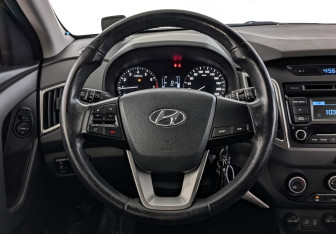 Подержанный автомобиль Hyundai Creta 2016 года (22 фото)