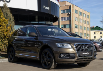 Подержанный автомобиль Audi Q5 2014 года (2 фото)