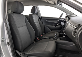 Подержанный автомобиль Kia Rio Hatchback 2021 года (22 фото)