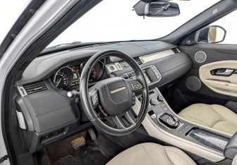 Подержанный автомобиль Land Rover Range Rover Evoque 2015 года (16 фото)
