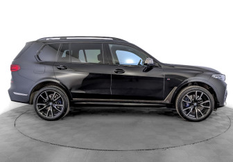 Подержанный автомобиль BMW X7 2020 года (4 фото)