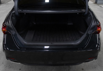 Подержанный автомобиль Toyota Avalon 2023 года (10 фото)