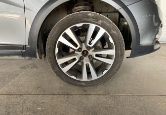 Подержанный автомобиль LADA (ВАЗ) Vesta Wagon 2019 года (17 фото)