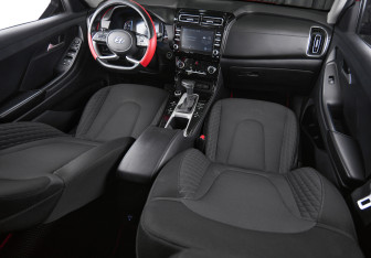 Подержанный автомобиль Hyundai Creta 2021 года (21 фото)