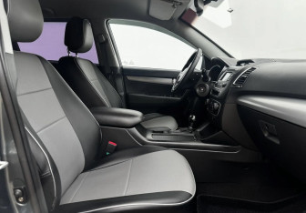 Подержанный автомобиль Kia Sorento 2013 года (10 фото)