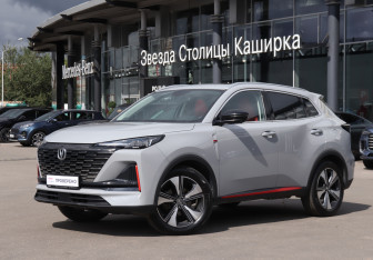 Подержанный автомобиль Changan CS55PLUS 2023 года (25 фото)