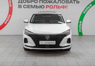 Подержанный автомобиль Changan Eado Plus 2023 года (2 фото)