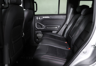 Подержанный автомобиль Jetour T2 2024 года (12 фото)