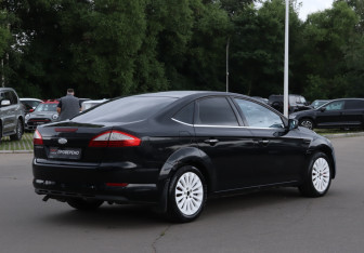 Подержанный автомобиль Ford Mondeo Sedan 2008 года (5 фото)