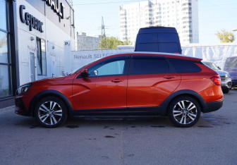 Подержанный автомобиль LADA (ВАЗ) Vesta Wagon 2017 года (8 фото)
