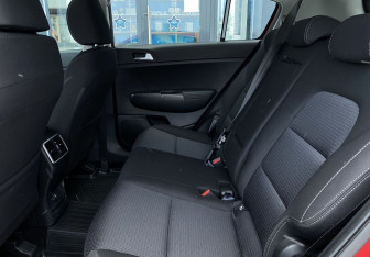 Подержанный автомобиль Kia Sportage 2020 года (17 фото)