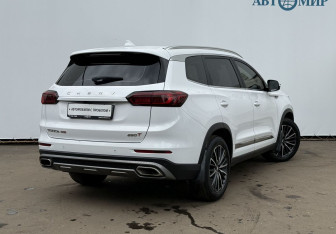 Подержанный автомобиль Chery Tiggo 8 Pro 2021 года (5 фото)