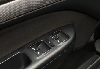 Подержанный автомобиль Skoda Octavia Liftback 2010 года (17 фото)