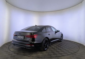 Подержанный автомобиль Audi A6 Sedan 2019 года (5 фото)