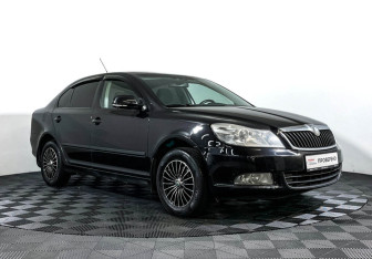 Подержанный автомобиль Skoda Octavia Liftback 2010 года (3 фото)