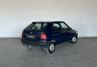 Подержанный автомобиль Skoda Felicia Hatchback 1997 года (5 фото)