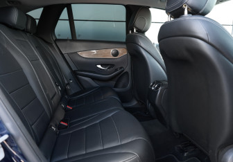 Подержанный автомобиль Mercedes-Benz GLC Coupe 2015 года (11 фото)