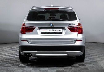 Подержанный автомобиль BMW X3 2013 года (6 фото)