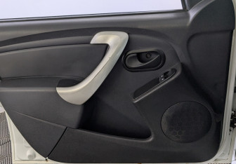 Подержанный автомобиль LADA (ВАЗ) Largus Wagon 2021 года (19 фото)