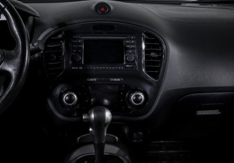 Подержанный автомобиль Nissan Juke 2012 года (13 фото)
