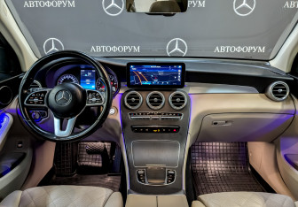 Подержанный автомобиль Mercedes-Benz GLC Coupe 2021 года (14 фото)