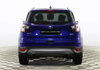 Подержанный автомобиль Ford Kuga 2017 года (4 фото)