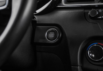 Подержанный автомобиль Kia Ceed Wagon 2019 года (14 фото)