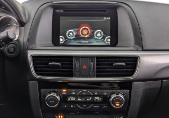 Подержанный автомобиль Mazda CX-5 2016 года (17 фото)