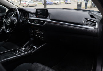 Подержанный автомобиль Mazda 6 Sedan 2017 года (7 фото)
