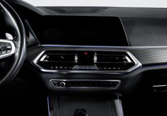 Подержанный автомобиль BMW X5 2019 года (13 фото)