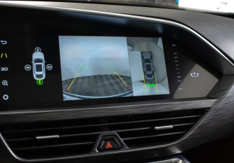 Подержанный автомобиль Geely Tugella 2022 года (18 фото)