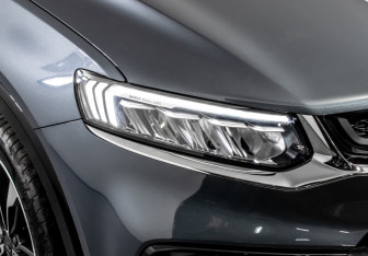 Подержанный автомобиль Geely Tugella 2023 года (19 фото)