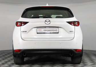 Подержанный автомобиль Mazda CX-5 2019 года (6 фото)