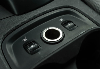 Подержанный автомобиль Ford Focus Hatchback 2013 года (16 фото)