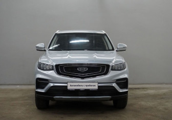 Подержанный автомобиль Geely Atlas Pro 2022 года (2 фото)