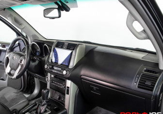Подержанный автомобиль Toyota Land Cruiser Prado 2012 года (9 фото)