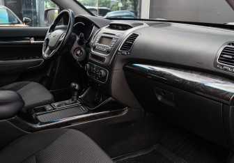 Подержанный автомобиль Kia Sorento 2019 года (7 фото)