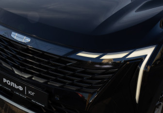 Подержанный автомобиль Geely Atlas 2024 года (24 фото)