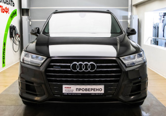 Подержанный автомобиль Audi Q7 2019 года (2 фото)