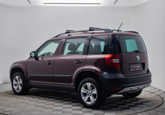 Подержанный автомобиль Skoda Yeti 2012 года (3 фото)
