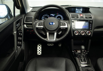 Подержанный автомобиль Subaru Forester Suv 2017 года (9 фото)