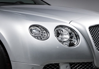 Подержанный автомобиль Bentley Continental GT Coupe 2012 года (17 фото)