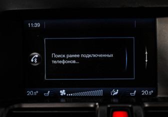 Подержанный автомобиль Volvo XC60 2013 года (18 фото)