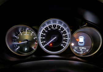 Подержанный автомобиль Mazda CX-5 2020 года (13 фото)