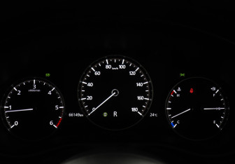 Подержанный автомобиль Mazda CX-30 2021 года (13 фото)