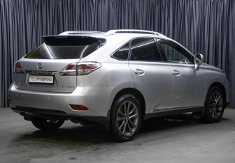 Подержанный автомобиль Lexus RX 2012 года (5 фото)