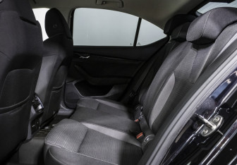 Подержанный автомобиль Skoda Octavia Liftback 2020 года (15 фото)